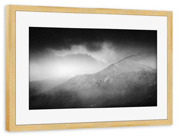 Poster mit Rahmen kiefer "Rough Scotland" artboxONE - Natur,Reise,Abstrakt,Schwarzweiß,Reise / Länder
