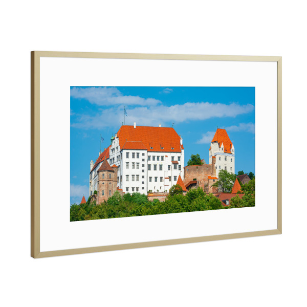 Poster mit Rahmen Gold "Landshut im Sommer" artboxONE - Städte,Architektur - Burg trausnitz,Festung,Landshut,Altstadt,Bayern,Deutschland,Sommer