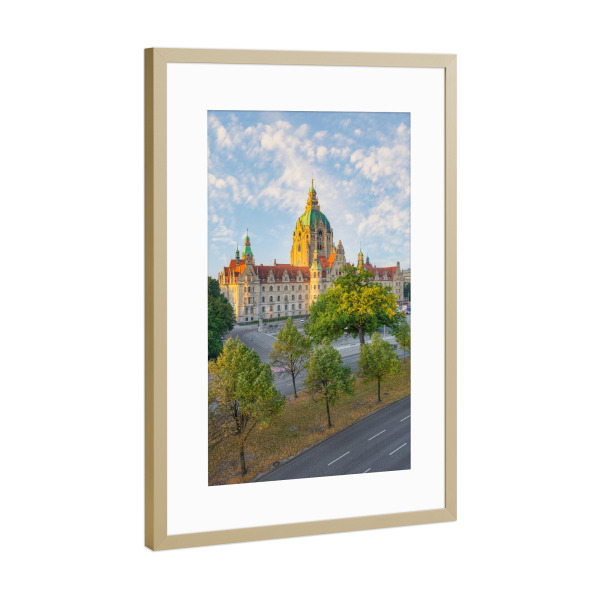 Poster mit Rahmen Gold "Hannover Neues Rathaus" artboxONE - Städte,Reise,Architektur