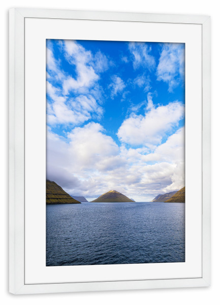 Poster mit Rahmen weiß "Felsen auf Färöer" artboxONE - Natur,Reise,Reise / Strand und Meer,Reise / Länder