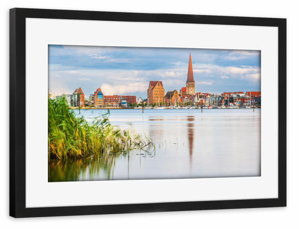 Poster mit Rahmen schwarz "Rostock an der Warnow" artboxONE - Natur,Reise,Architektur