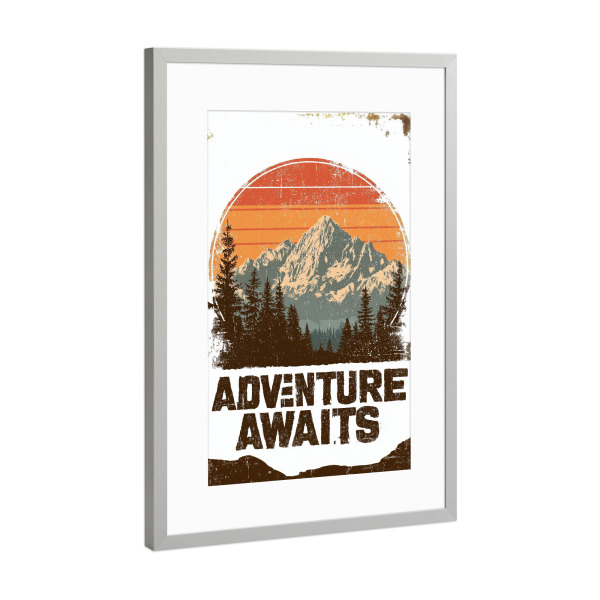 Poster mit Rahmen Silber "Adventure Awaits – Ruf der Berge" artboxONE - Natur