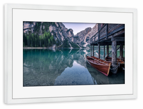 Poster mit Rahmen weiß "Sommer am Pragser Wildsee" artboxONE - Natur,Reise,Reise / Länder