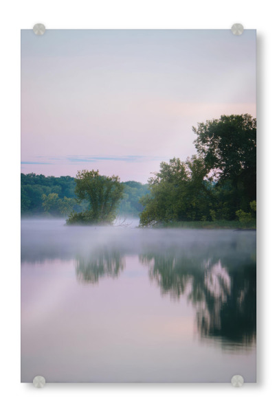 Acrylglasbild "Mystischer See" artboxONE - Natur - See,Wald,Nebel,Spiegelung,Natur,Morgengrauen,Mystisch,Wasser,Stille,Atmosphäre,Landschaft,Bäume
