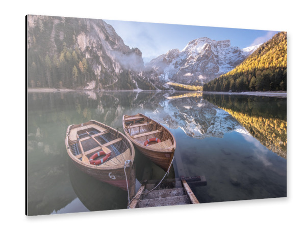 Alu-Dibond "Bootshaus am Pragser Wildsee" 75x50 cm artboxONE