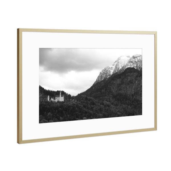 Poster mit Rahmen Gold "König Ludwigs Neuschwanstein" artboxONE - Natur,Reise,Schwarzweiß,Architektur,Reise / Länder