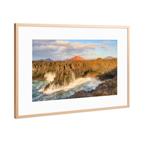 Poster mit Rahmen Kupfer "Los Hervideros auf Lanzarote" artboxONE - Natur,Reise,Reise / Strand und Meer