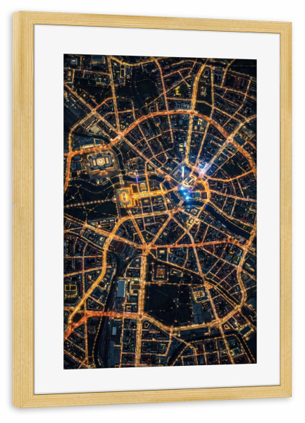 Poster mit Rahmen kiefer "Berlin Luftaufnahme bei Nacht" artboxONE - Städte / Berlin,Kartografie