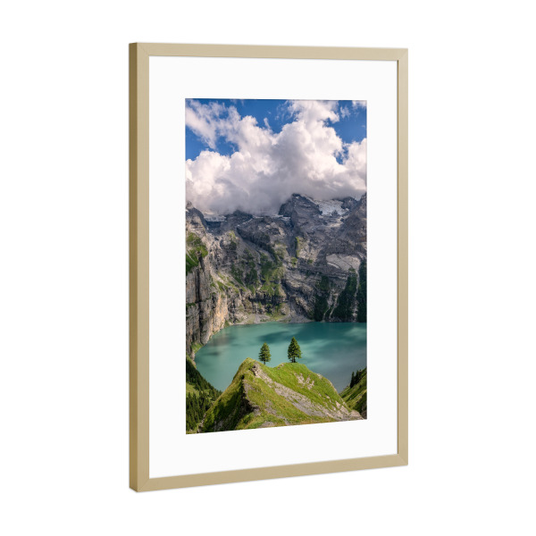Poster mit Rahmen Gold "Öschinensee Schweiz" artboxONE - Natur,Reise,Reise / Länder