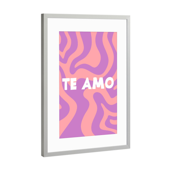 Poster mit Rahmen Silber "Te Amo" artboxONE - Typografie,Abstrakt,Liebe - Abstrakt,Minimalistisch,Modern,Warm,Rosa,Lila,Muster,Romantisch