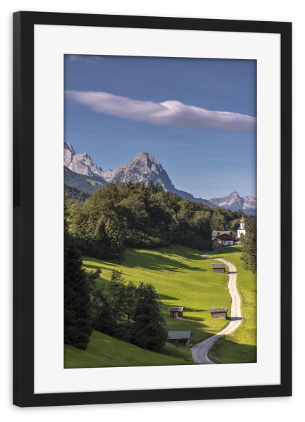 Poster mit Rahmen schwarz "Bergdorf Wamberg mit Zugspitzblick" artboxONE - Natur,Reise,Reise / Länder