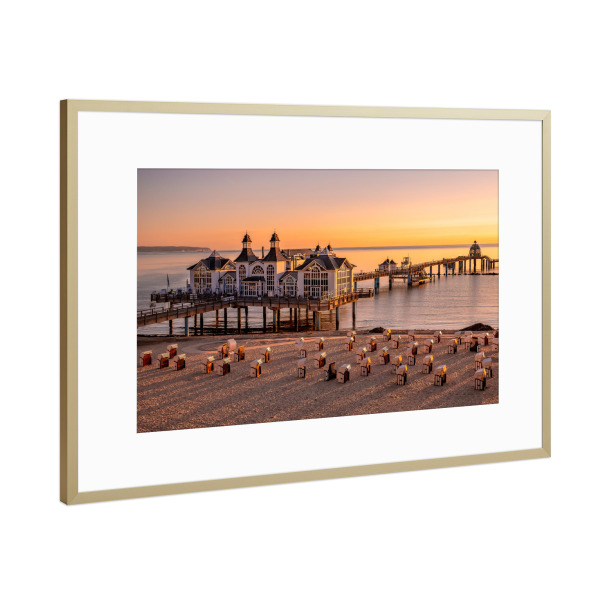 Poster mit Rahmen Gold "Insel Rügen Sonnenaufgang" artboxONE - Natur,Reise,Architektur