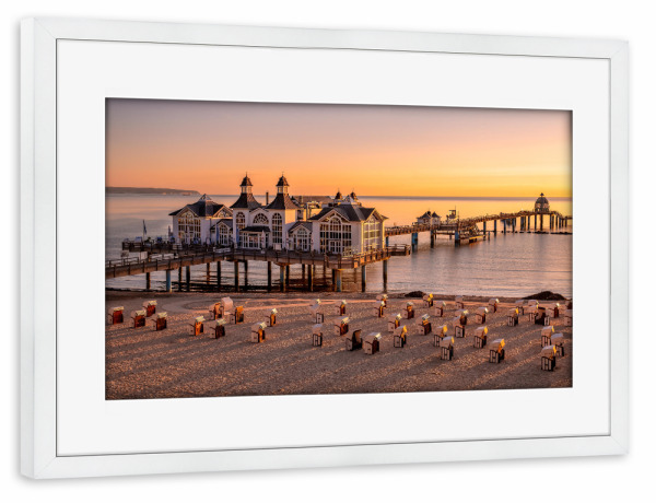 Poster mit Rahmen weiß "Insel Rügen Sonnenaufgang" artboxONE - Natur,Reise,Architektur