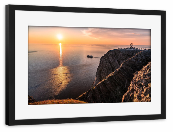 Poster mit Rahmen schwarz "Mitternachtssonne am Nordkapp" artboxONE - Natur,Reise,Reise / Länder