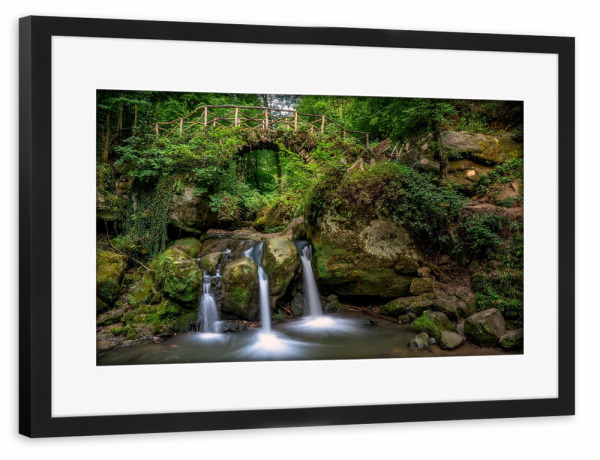 Poster mit Rahmen schwarz "Schiessentümpel im Müllerthal" artboxONE - Natur,Reise,Reise / Länder