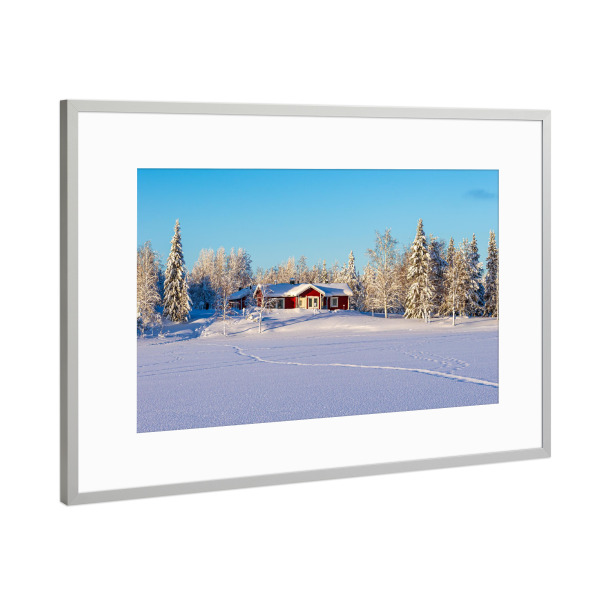 Poster mit Rahmen Silber "Haus am See im Winter" artboxONE - Natur,Reise,Architektur,Reise / Länder