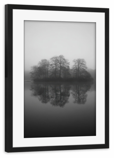 Poster mit Rahmen schwarz "Mystische Insel im Nebel" artboxONE - Natur
