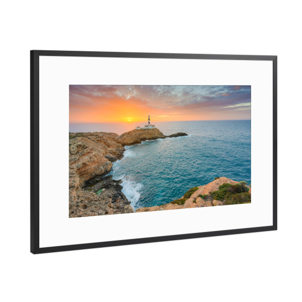 Poster mit Rahmen Schwarz (Metallic) "Faro de Cala Figuera auf Mallorca" artboxONE - Natur,Reise,Reise / Strand und Meer