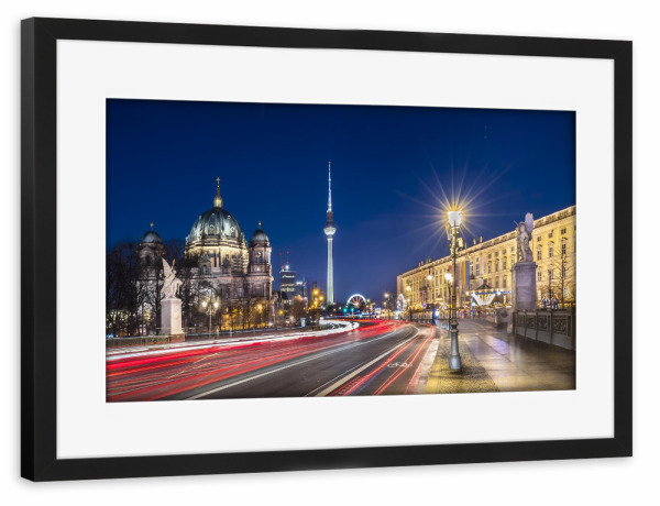 Poster mit Rahmen schwarz "Berliner Dom und Fernsehturm" artboxONE - Städte / Berlin,Reise,Architektur