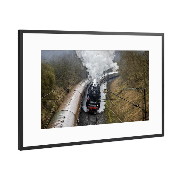 Poster mit Rahmen Schwarz (Metallic) "Dampflok unter Volldampf" artboxONE - Natur,Reise,Automobile