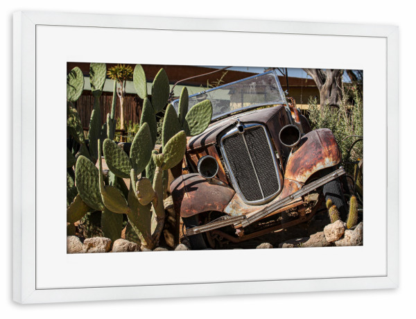 Poster mit Rahmen weiß "Oldtimer bei Solitär in Namibia" artboxONE - Reise / Afrika,Automobile