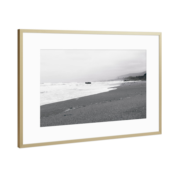 Poster mit Rahmen Gold "That's the Beach" artboxONE - Natur,Reise,Schwarzweiß,Reise / Strand und Meer,Reise / Länder