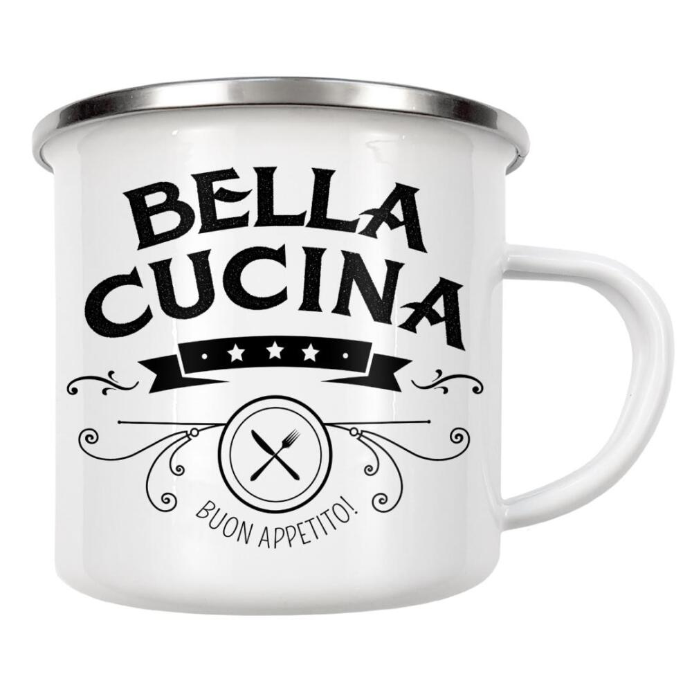 Emaille Tasse "Bella Cucina" artboxONE - Typografie,Essen & Trinken,Schwarzweiß - Bella cucina,Küche,Kitchen,Dinner table,Dinner