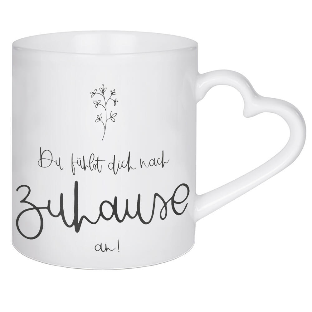 Herztasse "Du fühlst dich nach Zuhause an" artboxONE - Typografie,Schwarzweiß,Liebe