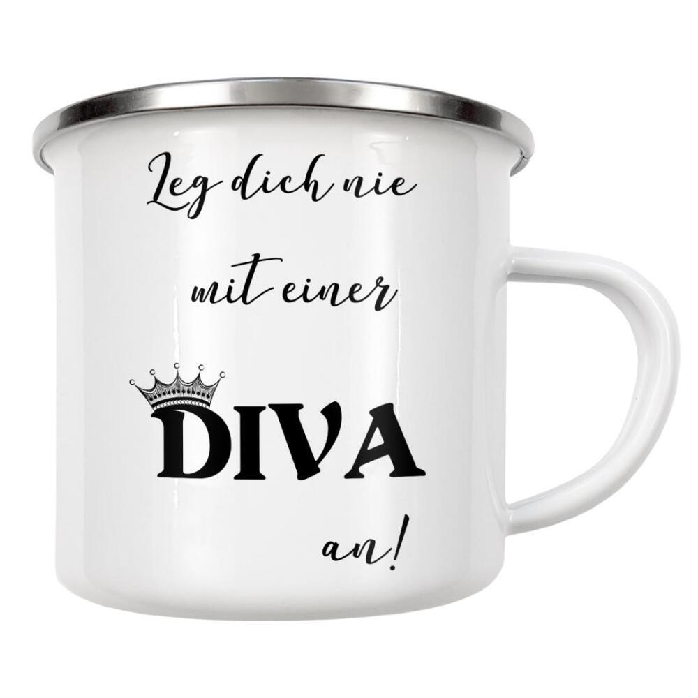 Emaille Tasse "Diva Spruch" artboxONE - Typografie,Schwarzweiß - Diva,Model,Drag,Queen,Königin,Typo,Typografie,Typography