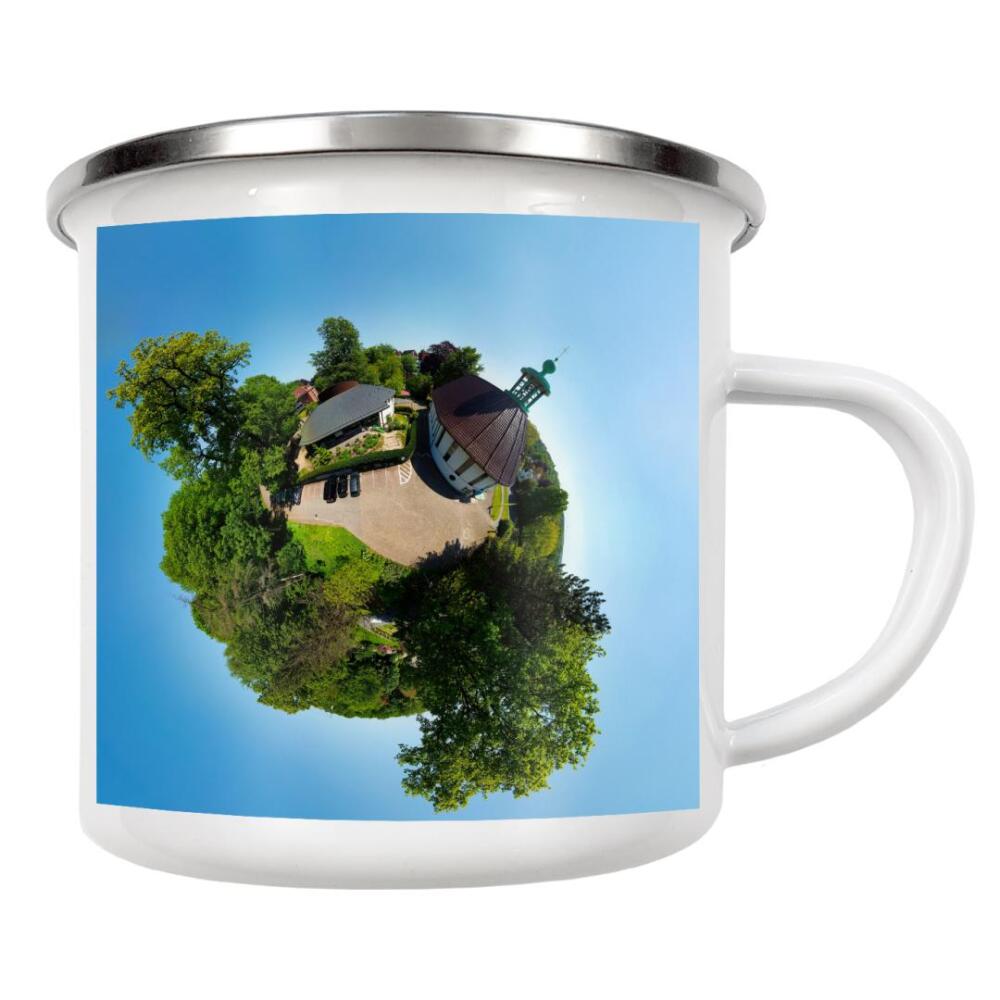 Emaille Tasse "Reinbek -Kirche Herz Jesu, schräg" artboxONE - Städte,Natur,Reise,Architektur,Reise / Länder
