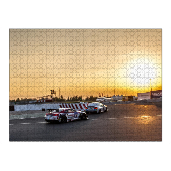 Puzzle Ravensburger "Der Sonne entgegen" artboxONE - Sport / Motorsport - Orange,Ab in den süden,Rennbahn,Autos,Sonne - Bild orange