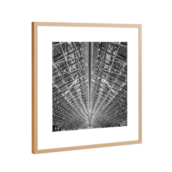Poster mit Rahmen Kupfer "Hangar" artboxONE - Architektur - Flugzeughangar,Metallstreben