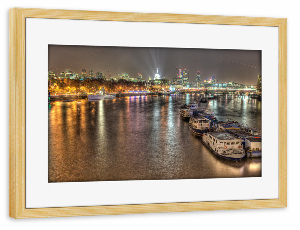 Poster mit Rahmen kiefer "Londoner Farbenspiel" artboxONE - Städte / London