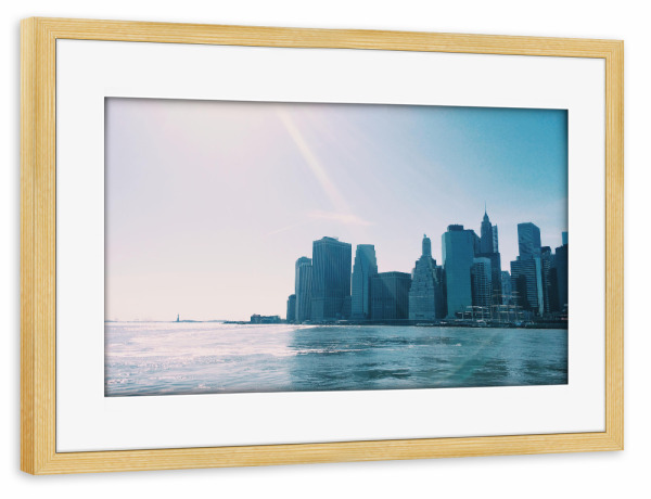 Poster mit Rahmen kiefer "Stadtblick" artboxONE - Städte / New York - Manhattan,New york,Nyc,Lower manhattan,Brooklyn view,Big apple,Skyline
