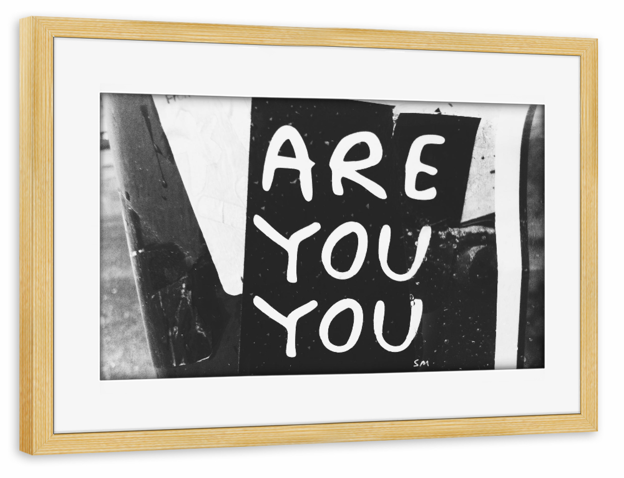 Poster mit Rahmen kiefer "Are You You" artboxONE - Städte / New York,Schwarzweiß - Streetart,Inspiration,Nachricht,Motivation sprüche,Hochzeit