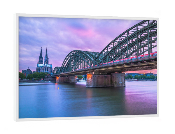 Poster mit weißem Rahmen "Eine bunte Stadt" artboxONE - Städte / Köln
