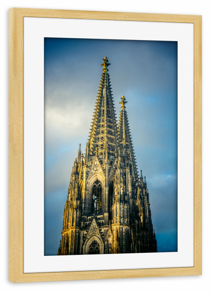 Poster mit Rahmen kiefer "Domspitzen in den Wolken" artboxONE - Städte / Köln