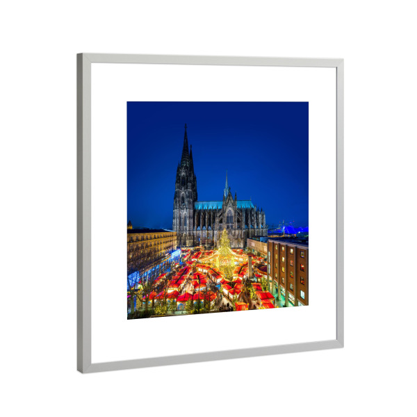 Poster mit Rahmen Silber "Beleuchteter Roncalliplatz" artboxONE - Städte / Köln