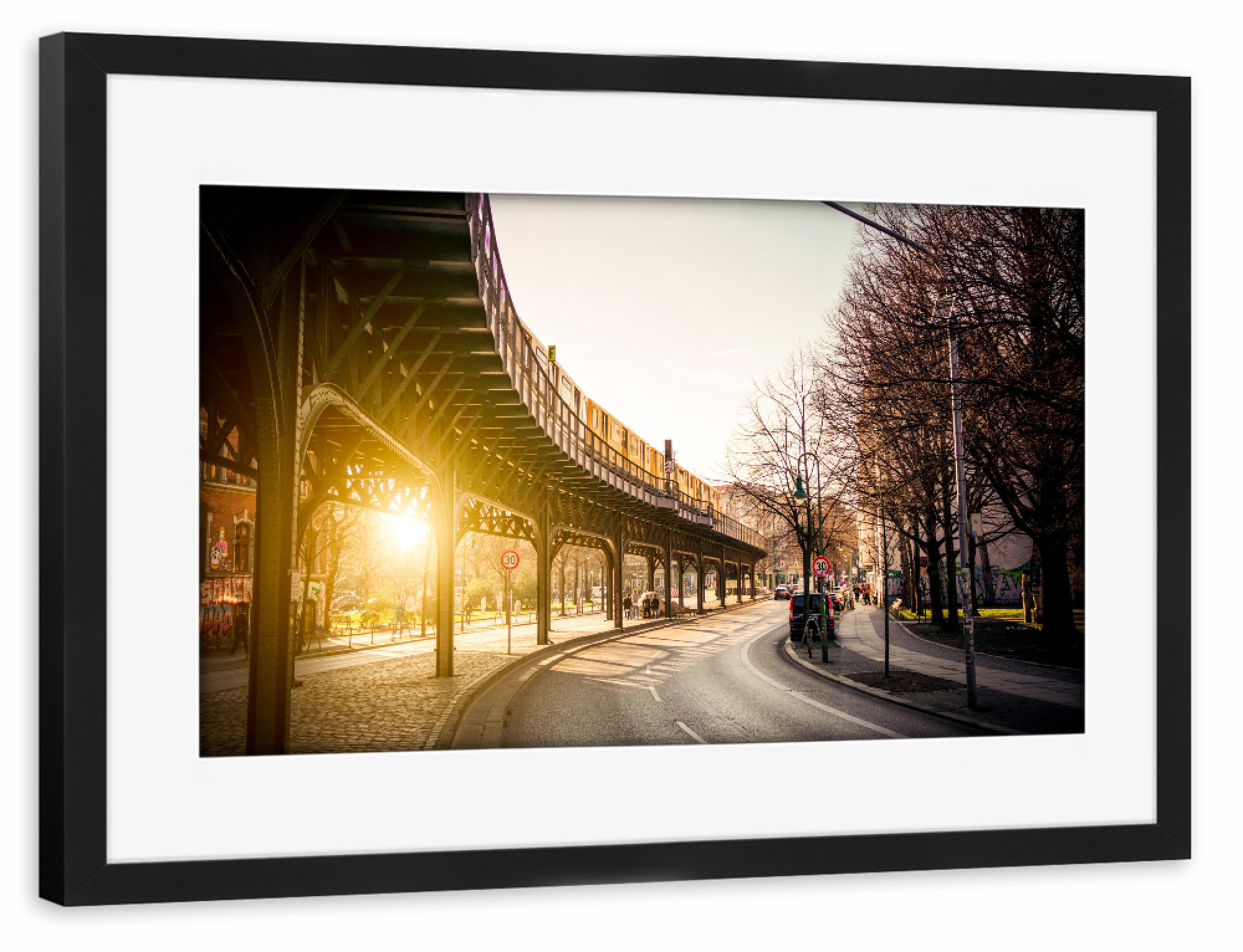 Poster mit Rahmen schwarz "Berlin Hochbahn" artboxONE - Städte / Berlin,Reise - Berlin,Haupstadt,Metropole,Capital,Straßenbahn,Gleis,Hochbahn,City
