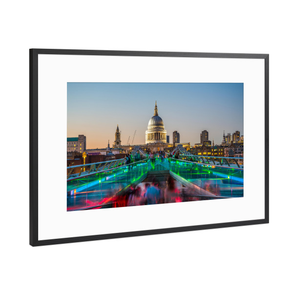 Poster mit Rahmen Schwarz (Metallic) "London Lights" artboxONE - Städte / London - London,Großbritanien,England,Britian,Skyline,Gebäude,Architektur