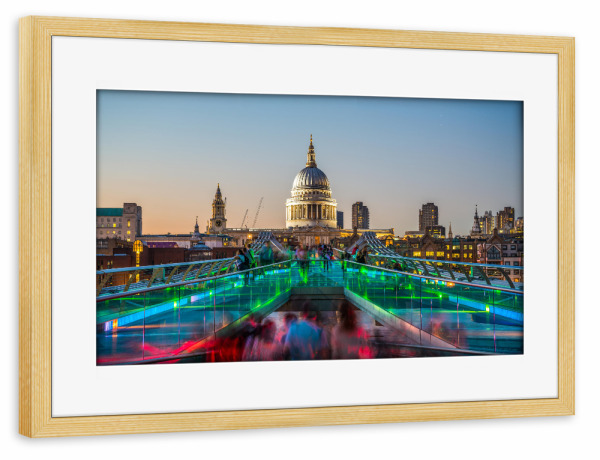 Poster mit Rahmen kiefer "London Lights" artboxONE - Städte / London - London,Großbritanien,England,Britian,Skyline,Gebäude,Architektur