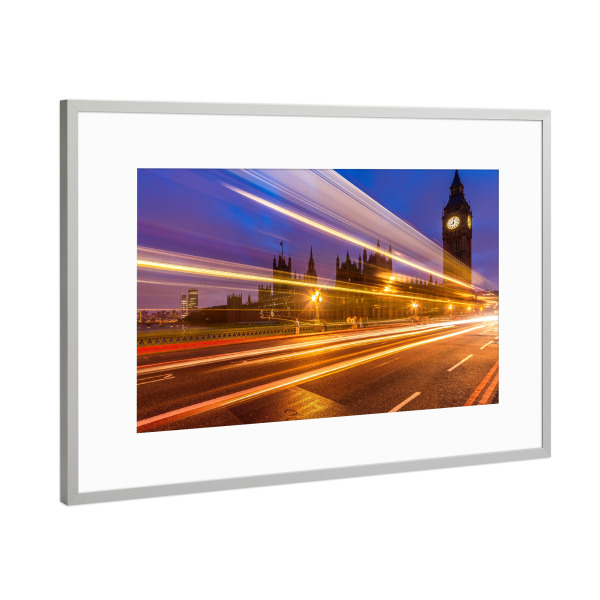 Poster mit Rahmen Silber "Big Ben Street Lights" artboxONE - Städte / London