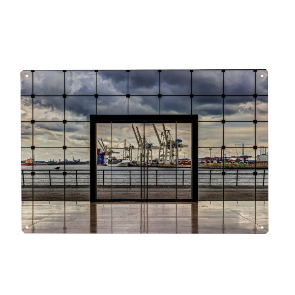 Metall Poster "Das Tor zur Welt" artboxONE - Architektur - Hafen,Kran,Hamburg,Handel,Schiffe,Geometrie - Blechschild
