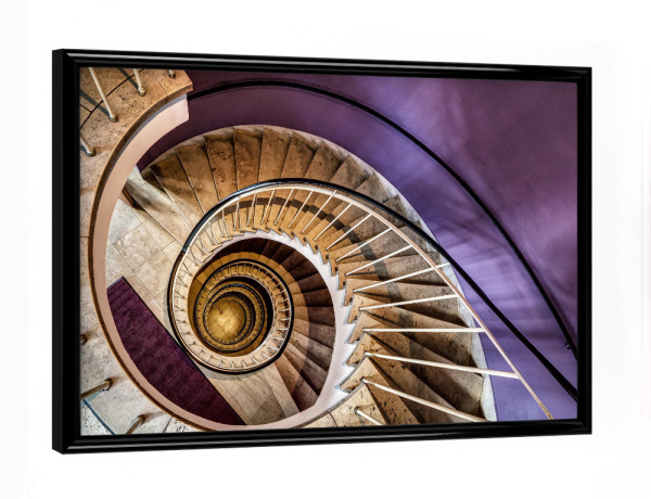 Poster mit schwarzem Rahmen "Cafe Glockenspiel" artboxONE - Architektur - Treppen,Runter,Down,Formen,Geometrie,Zement,Strudel