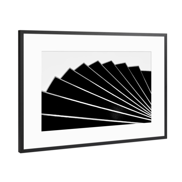 Poster mit Rahmen Schwarz (Metallic) "Stufen" artboxONE - Architektur - Fächer,Treppe,Geometrie,Abstrakt