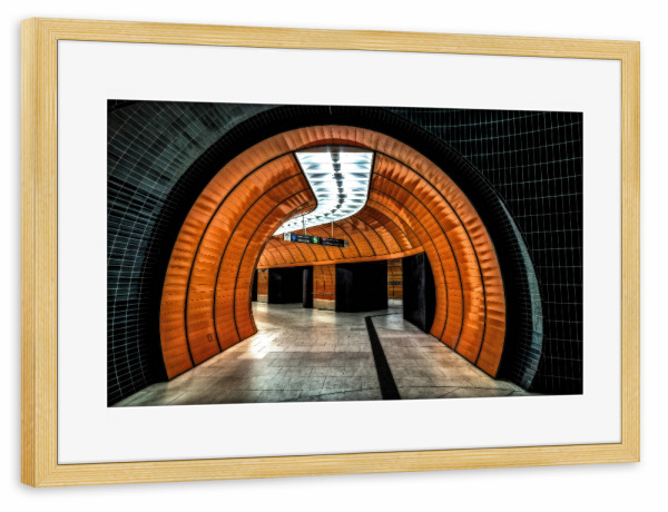 Poster mit Rahmen kiefer "U-Bahn Marienplatz" artboxONE - Städte / München,Architektur - Subway,Underground,Ubahn,Strassenbahn,Untergrund,City,Urban