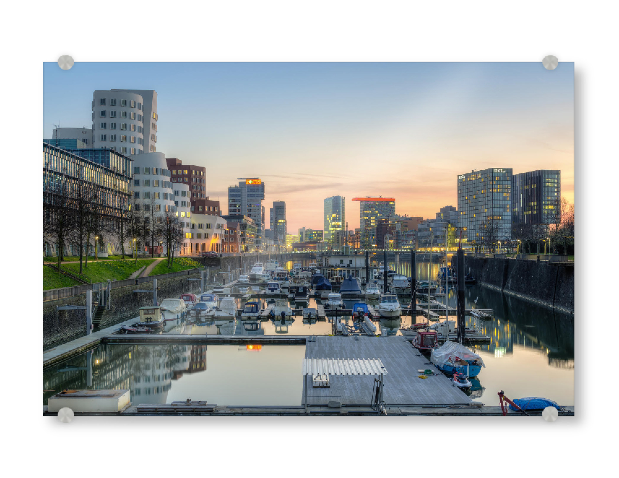 Acrylglasbild "Düsseldorf Skyline" artboxONE - Städte / Düsseldorf