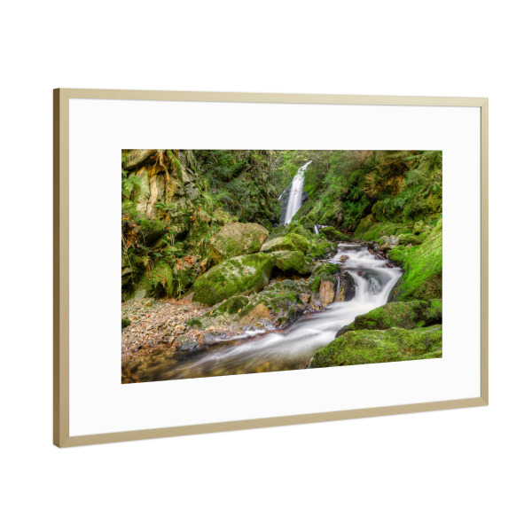 Poster mit Rahmen Gold "Schwarzwald Winter" artboxONE - Natur,Reise - Mountain,Nature,Getaway,Stones,Baum,Tree,Wasser,Water,Fluss,River