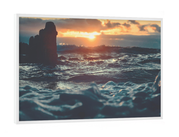 Poster mit weißem Rahmen "Sonnenuntergang" artboxONE - Natur,Reise,Reise / Strand und Meer - Felsen,Brandung,Wolken,Sonne,Abend,Sturm,Stürmisch