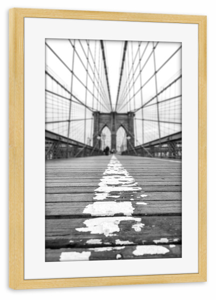 Poster mit Rahmen kiefer "Nach Manhattan" artboxONE - Städte / New York - Brooklyn bridge,Holz,Verwitterung,Brücke,Usa,Amerika,Staaten